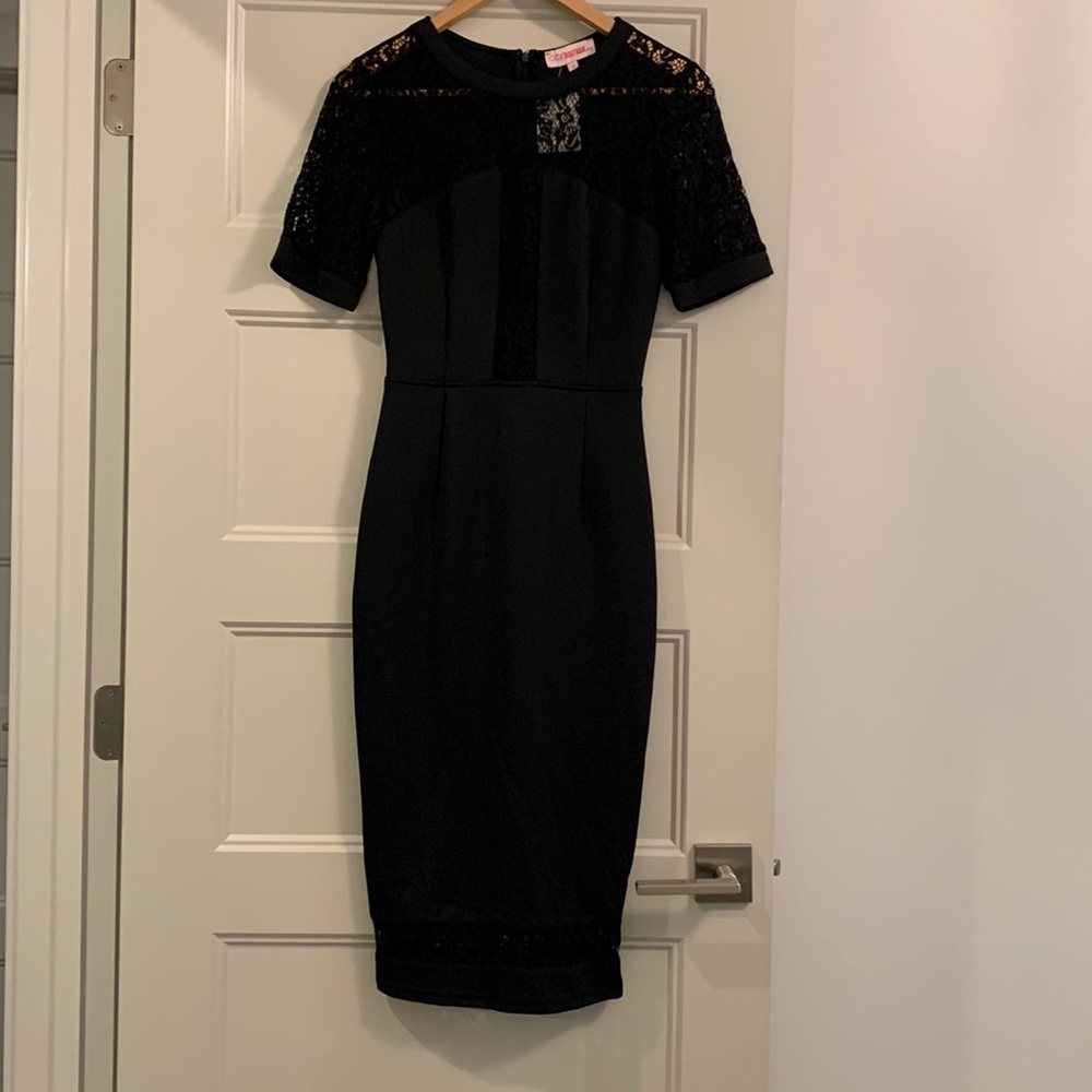 Pink Boutique Black sexy dress, lace accents. Sz 6 fits like a 4.